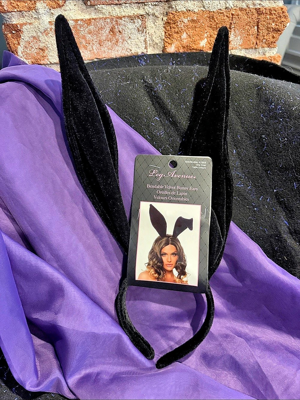 Leg Avenue Bendable Velvet Bunny Ears Headband Black & Purple